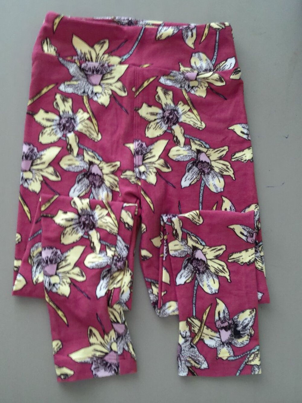 LULAROE Kid's Leggings Pull-On Style Stretch Multi-Color Design NWOT Size 2 to 7